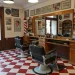 egy barber shopban